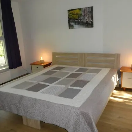 Bij De Catalpa * דורדרכט