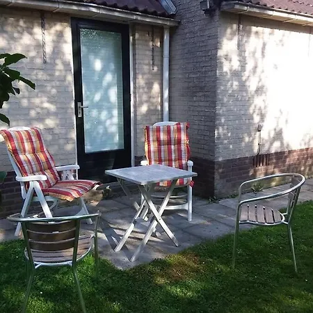Dom wakacyjny Bij De Catalpa Dordrecht