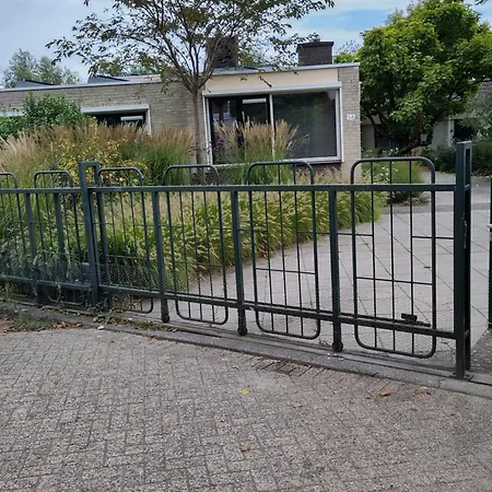 בית נופש Bij De Catalpa *